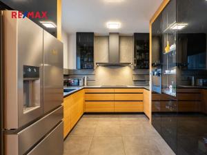 Prodej rodinného domu, Jesenice, Zdiměřická, 250 m2