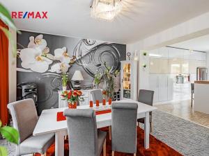 Prodej činžovního domu, České Velenice, Komenského, 247 m2