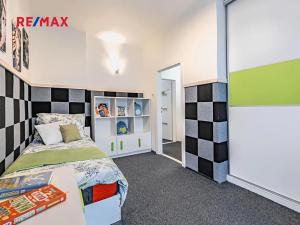 Prodej činžovního domu, České Velenice, Komenského, 247 m2