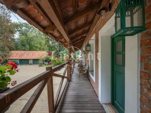 Prodej komerční nemovitosti, Stříbrná Skalice, 1700 m2