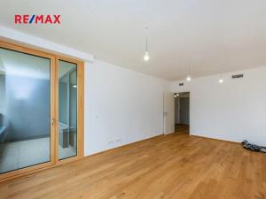 Prodej bytu 2+kk, Praha - Radlice, U Komína, 53 m2