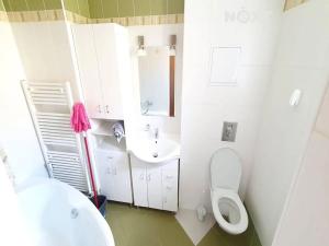 Pronájem bytu 2+1, České Budějovice, Neplachova, 57 m2