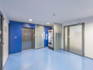 Pronájem kanceláře, Praha - Nusle, Doudlebská, 250 m2