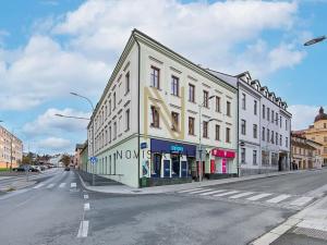 Pronájem obchodního prostoru, Klatovy, Pražská, 125 m2