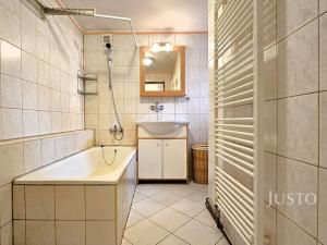 Prodej rodinného domu, Oslov, 143 m2