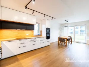 Pronájem rodinného domu, Horoušany, Kubišova, 120 m2