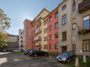 Prodej bytu 2+1, Český Těšín, Odboje, 69 m2