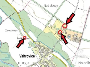 Prodej podílu pole, Valtrovice, 688 m2