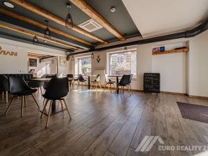 Pronájem restaurace, Otrokovice, Dr. E. Beneše, 237 m2