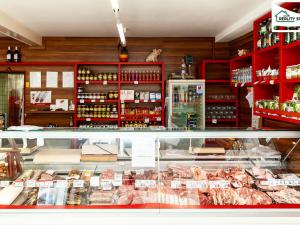 Prodej obchodního prostoru, Františkovy Lázně, Anglická, 100 m2