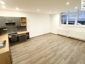 Pronájem bytu 2+kk, Cheb, 26. dubna, 65 m2