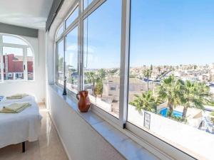 Prodej vily, San Miguel de Salinas, Španělsko, 198 m2