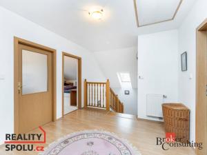 Prodej rodinného domu, Hradec Králové - Roudnička, Horní, 210 m2