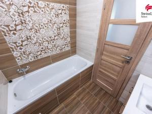 Prodej bytu 3+kk, Břežany II, 74 m2