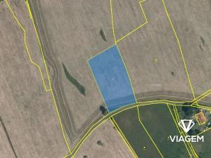 Prodej podílu pole, Bulovka, 2258 m2