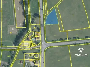 Prodej pole, Březůvky, 1370 m2