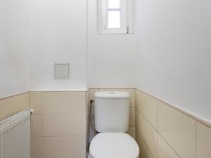 Pronájem bytu 2+kk, Praha - Vršovice, Vršovická, 37 m2