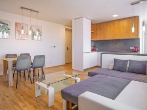 Pronájem bytu 2+kk, Mikulov, 22. dubna, 51 m2