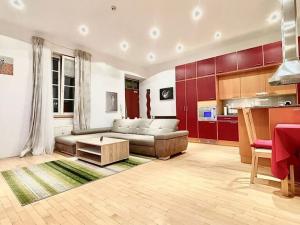 Pronájem bytu 2+kk, Praha - Bubeneč, Letenské náměstí, 53 m2