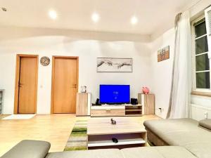 Pronájem bytu 2+kk, Praha - Bubeneč, Letenské náměstí, 53 m2
