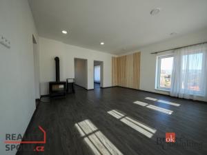 Prodej bytu 3+1, Držkov, 76 m2