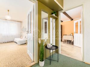 Prodej bytu 3+1, Český Krumlov - Nádražní Předměstí, Vyšehrad, 67 m2