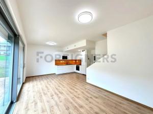 Pronájem rodinného domu, Praha, 159 m2