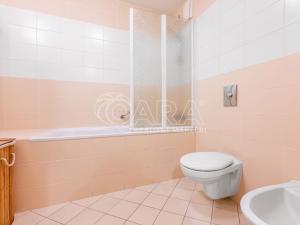 Pronájem bytu 2+kk, Praha - Liboc, Naardenská, 80 m2