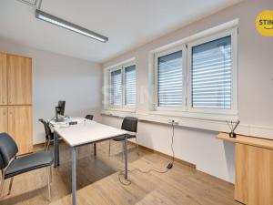 Pronájem kanceláře, Třebětice, 1982 m2