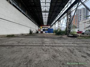 Pronájem komerčního pozemku, Praha - Vysočany, Lisabonská, 1900 m2