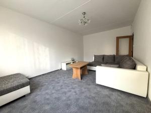 Pronájem bytu 3+1, Plzeň - Severní Předměstí, Břeclavská, 68 m2