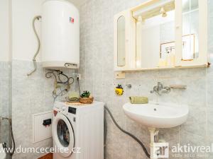 Prodej rodinného domu, Čečelice, Nouzov, 93 m2