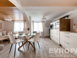 Prodej chalupy, Trhová Kamenice, 197 m2