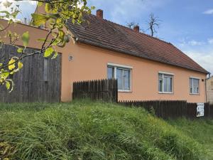 Prodej rodinného domu, Petrohrad, 143 m2