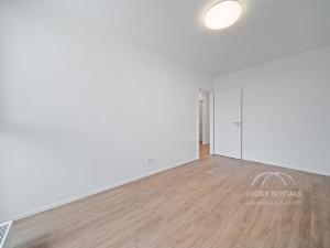 Pronájem bytu 2+kk, Praha, Líbalova, 46 m2