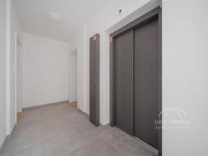 Pronájem bytu 2+kk, Praha, Líbalova, 50 m2