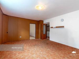 Prodej bytu 2+1, Janovice nad Úhlavou, Sídliště, 79 m2