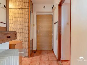 Prodej bytu 2+1, Janovice nad Úhlavou, Sídliště, 79 m2