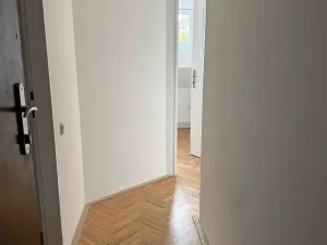 Pronájem bytu 2+kk, Praha - Břevnov, Cvičebná, 35 m2