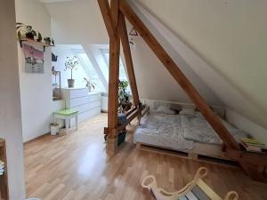 Pronájem bytu 2+kk, Plzeň, Pod Záhorskem, 76 m2