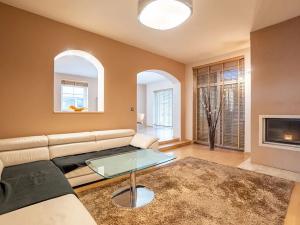 Prodej vily, Hostivice, V Uličce, 530 m2