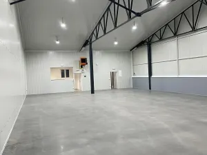 Pronájem obchodního prostoru, Praha - Horní Počernice, Bystrá, 329 m2