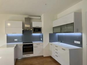 Pronájem bytu 3+kk, Praha - Jinonice, Nyklíčkova, 102 m2