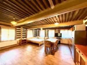 Prodej rodinného domu, Stará Paka, 192 m2