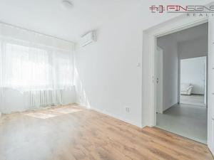Pronájem bytu 3+kk, Praha - Záběhlice, U mlýna, 66 m2