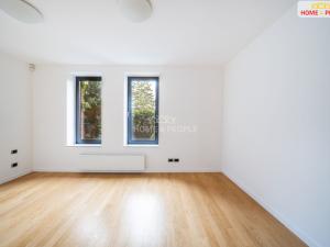 Prodej bytu 2+kk, Praha - Podolí, Jeremenkova, 62 m2