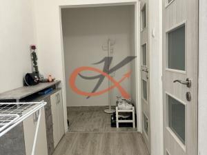 Prodej bytu 2+kk, Zubří, Sídlištní, 52 m2