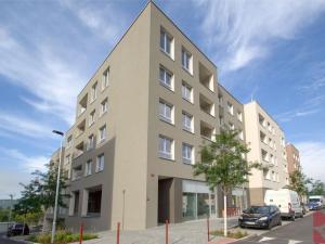 Pronájem bytu 2+kk, Praha - Modřany, Kolmanova, 61 m2