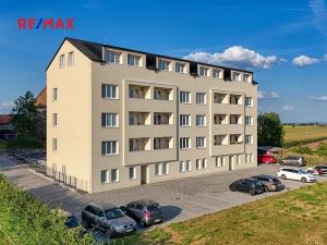 Prodej bytu 2+1, Lošany, 51 m2