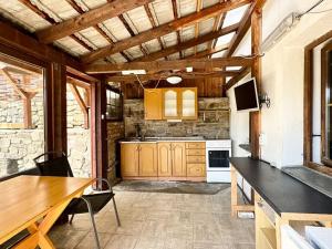 Prodej rodinného domu, Větřní, V Lukách, 208 m2